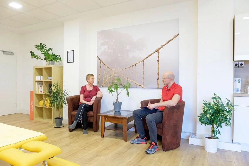 Liebscher & Bracht Schmerztherapeut in Salzkotten und Marsberg
